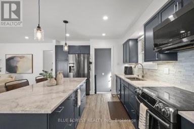 38 STROUD CRESCENT London South (South X) Ontario photo 6