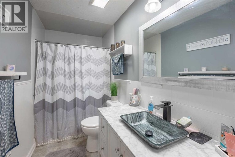 43 Ash Street W, Brooks, Alberta, T1R0A6