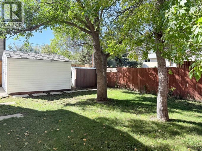 408 3 Street N, Vulcan, Alberta, T0L2B0