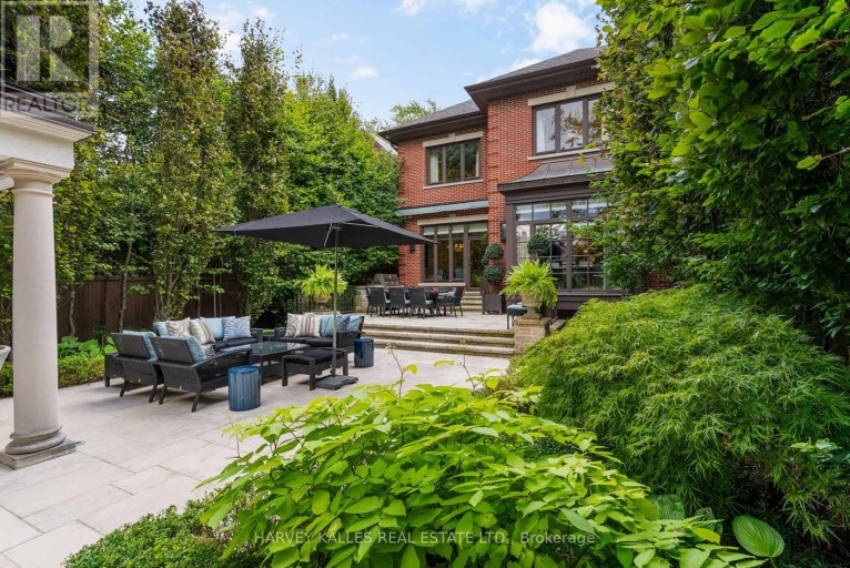 92 SOUTH DRIVE, Toronto (Rosedale-Moore Park), Ontario, M4W1R6