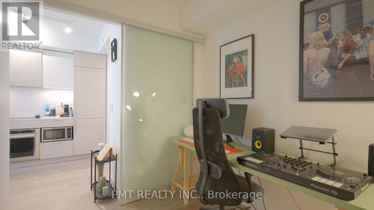 1521 - 19 WESTERN BATTERY ROAD, Toronto (Niagara), Ontario, M6K3S4