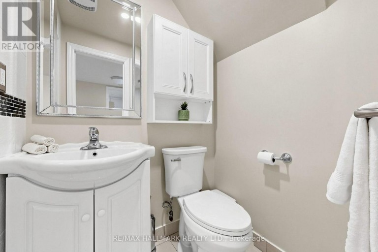96B LAUREL AVENUE, Toronto (Kennedy Park), Ontario, M1K3J9