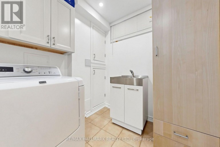 96B LAUREL AVENUE, Toronto (Kennedy Park), Ontario, M1K3J9