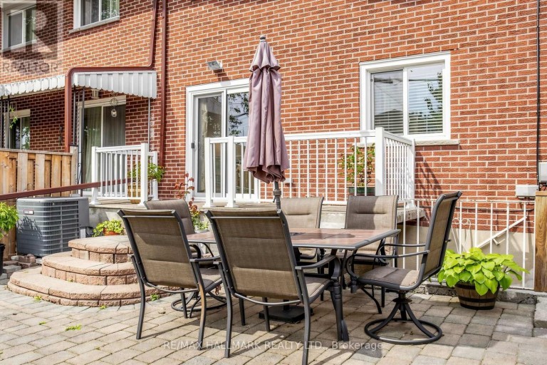 96B LAUREL AVENUE, Toronto (Kennedy Park), Ontario, M1K3J9