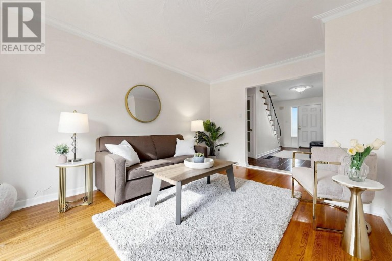 96B LAUREL AVENUE, Toronto (Kennedy Park), Ontario, M1K3J9