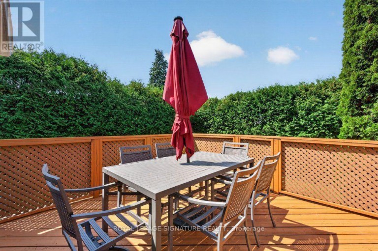 16 EARSWICK DRIVE, Toronto (Guildwood), Ontario, M1E1C6