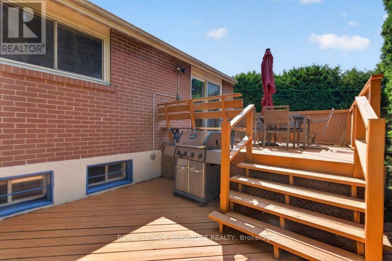 16 EARSWICK DRIVE, Toronto (Guildwood), Ontario, M1E1C6