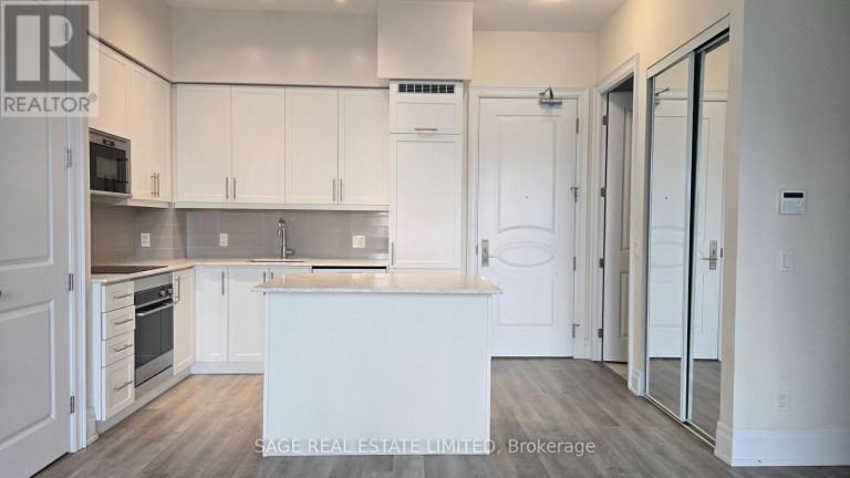 111 - 9085 JANE STREET, Vaughan (Concord), Ontario, L4K0L8