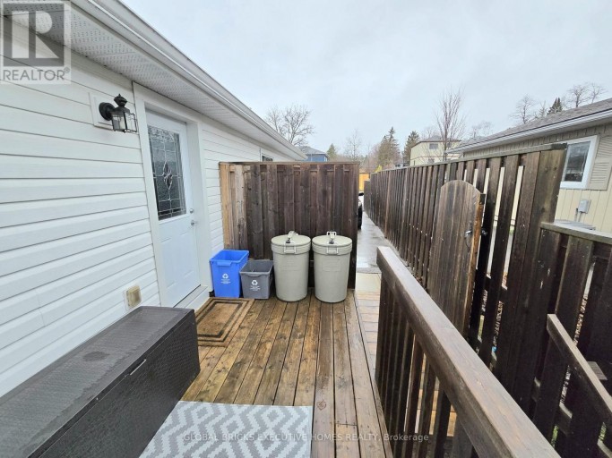 MAIN - 27 BROWNING TRAIL, Barrie (Letitia Heights), Ontario, L4N5A5
