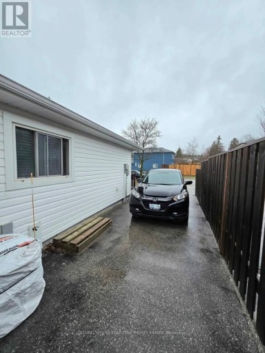 MAIN - 27 BROWNING TRAIL, Barrie (Letitia Heights), Ontario, L4N5A5