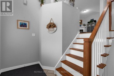 222 WESSENGER DRIVE Barrie (Holly) Ontario photo 4