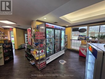 2076 SHEROBEE ROAD Mississauga (Cooksville) Ontario photo 5