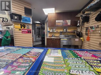 2076 SHEROBEE ROAD Mississauga (Cooksville) Ontario photo 9