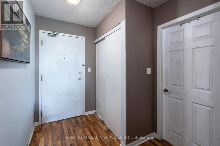 406 - 2464 WESTON ROAD, Toronto (Weston), Ontario, M9N0A2