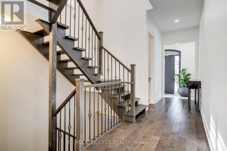 62 THRESHING MILL BOULEVARD, Oakville (GO Glenorchy), Ontario, L6H7C5