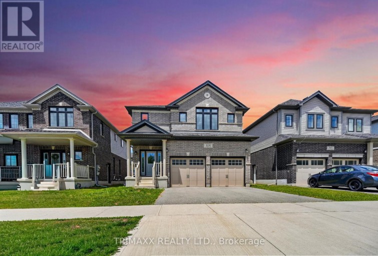 104 TARTAN AVENUE, Kitchener, Ontario, N2R1R7