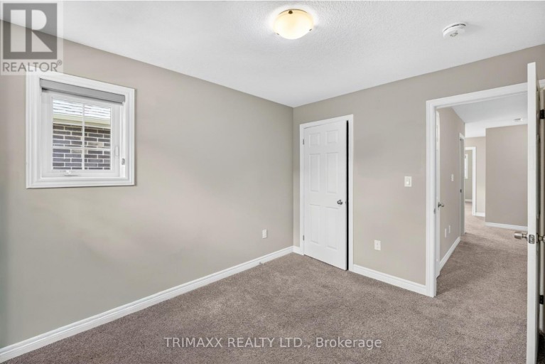 104 TARTAN AVENUE, Kitchener, Ontario, N2R1R7