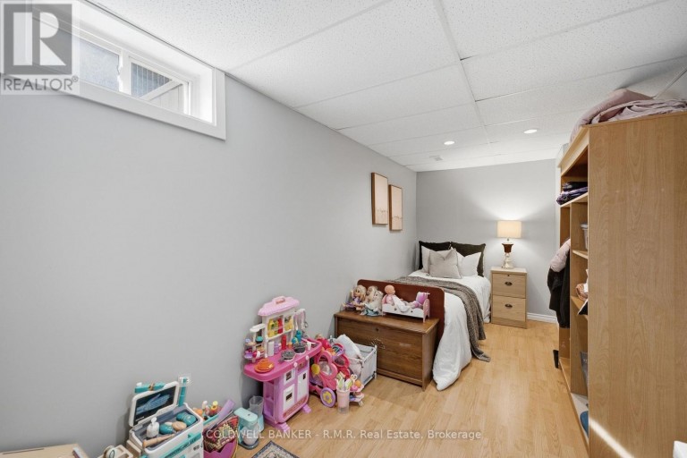 141 POOLTON CRESCENT, Clarington (Courtice), Ontario, L1E2H6