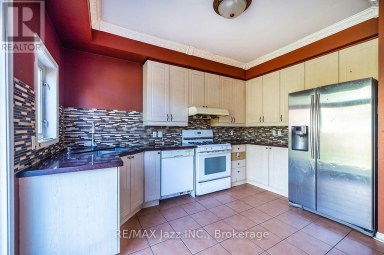 32 DENT STREET Ajax (Northwest Ajax) Ontario photo 11