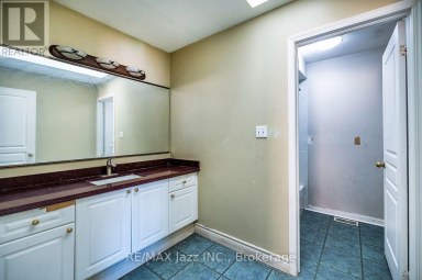 32 DENT STREET Ajax (Northwest Ajax) Ontario photo 17