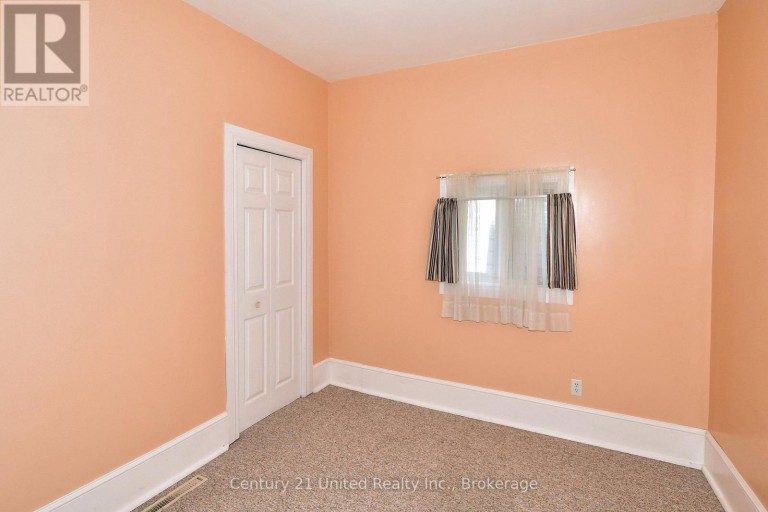 136 WATER STREET, Selwyn, Ontario, K0L2H0