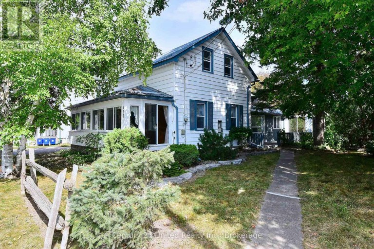 136 WATER STREET, Selwyn, Ontario, K0L2H0