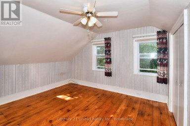 136 WATER STREET Selwyn Ontario photo 24
