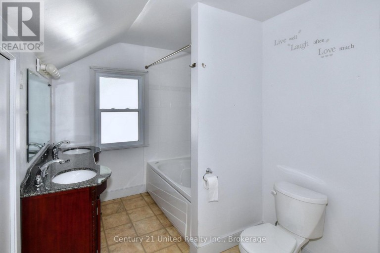 136 WATER STREET, Selwyn, Ontario, K0L2H0