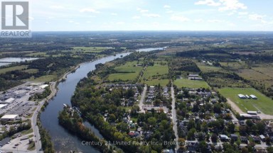 136 WATER STREET Selwyn Ontario photo 41
