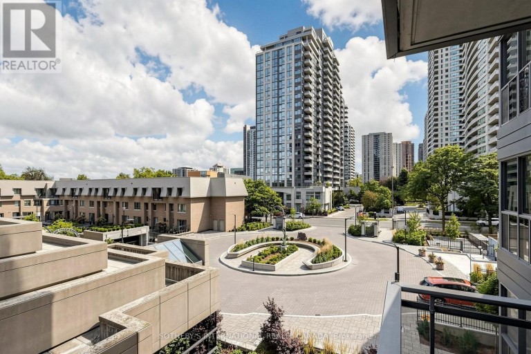 303 - 18 HOLLYWOOD AVENUE, Toronto (Willowdale East), Ontario, M2N6P5