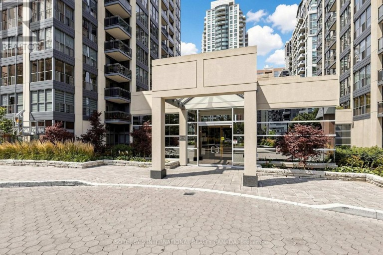 303 - 18 HOLLYWOOD AVENUE, Toronto (Willowdale East), Ontario, M2N6P5
