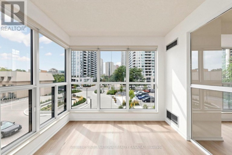 303 - 18 HOLLYWOOD AVENUE, Toronto (Willowdale East), Ontario, M2N6P5