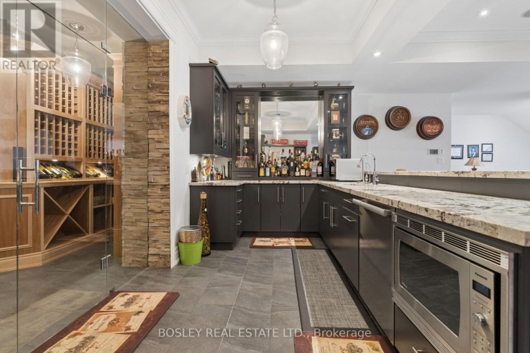 3325 HOLLYWOOD COURT, Pickering, Ontario, L1X0A3