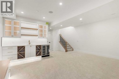 2811 35 Street SW Calgary Alberta photo 36