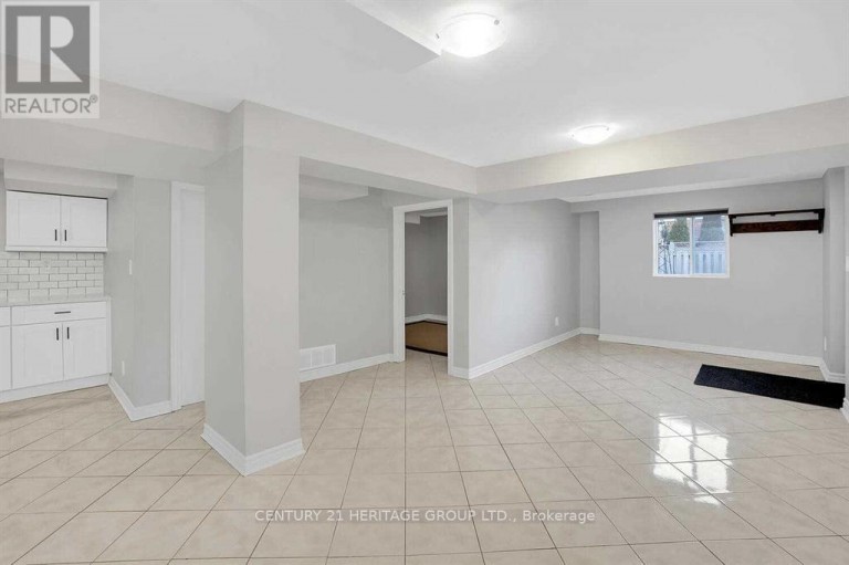521 HEDDLE CRESCENT, Newmarket (Stonehaven-Wyndham), Ontario, L3X2J4