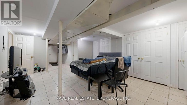 9747 BATHURST STREET, Richmond Hill (North Richvale), Ontario, L4C3X5