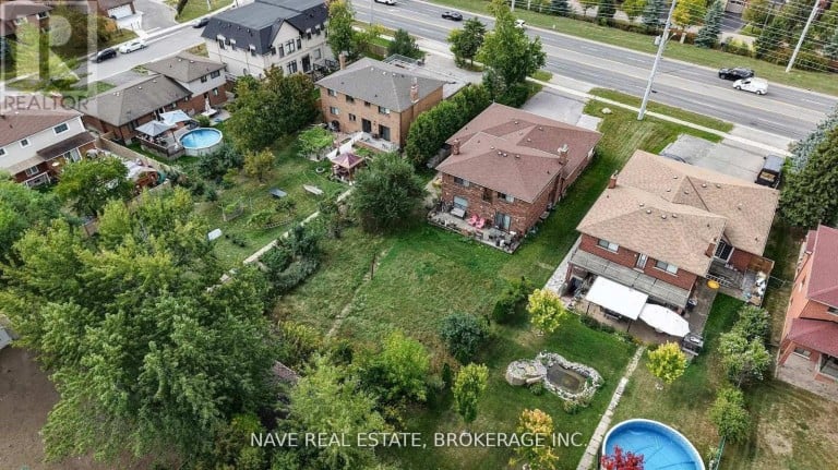 9747 BATHURST STREET, Richmond Hill (North Richvale), Ontario, L4C3X5