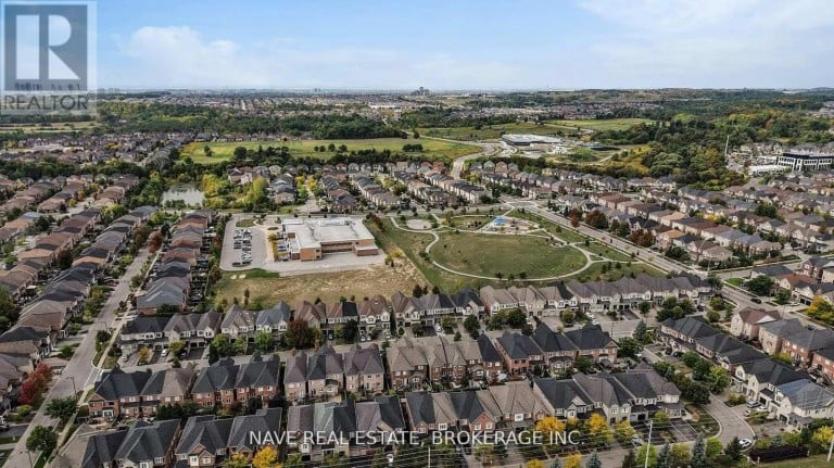 9747 BATHURST STREET, Richmond Hill (North Richvale), Ontario, L4C3X5
