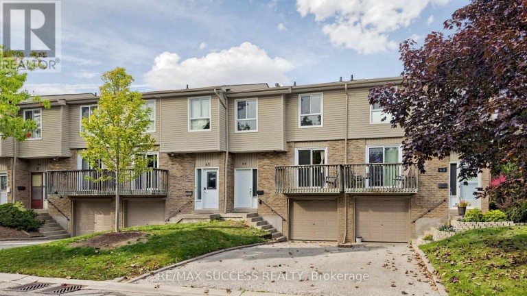 44 - 5536 MONTEVIDEO ROAD, Mississauga (Meadowvale), Ontario, L5N2P4