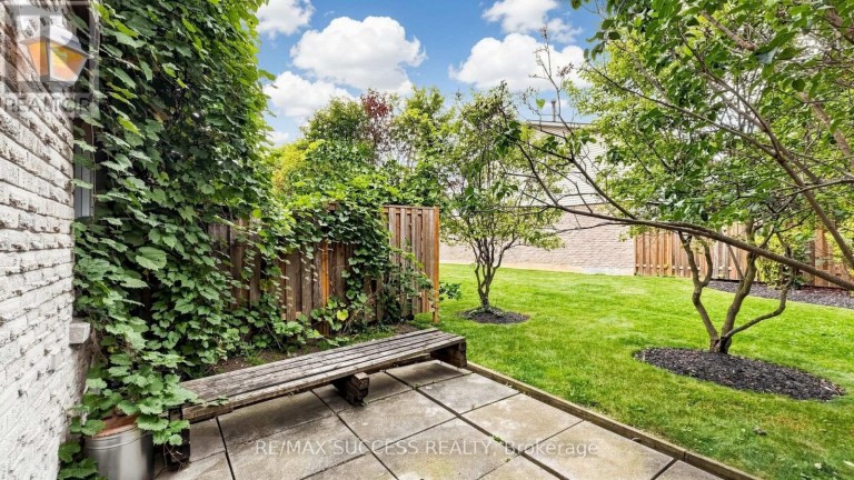 44 - 5536 MONTEVIDEO ROAD, Mississauga (Meadowvale), Ontario, L5N2P4