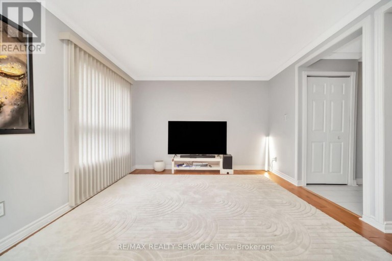 68 - 68 BARONWOOD COURT, Brampton (Brampton North), Ontario, L6V3H7
