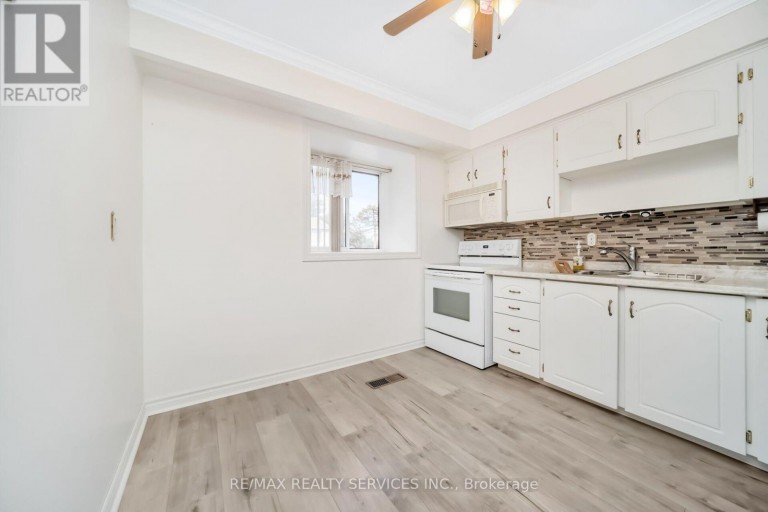 68 - 68 BARONWOOD COURT, Brampton (Brampton North), Ontario, L6V3H7