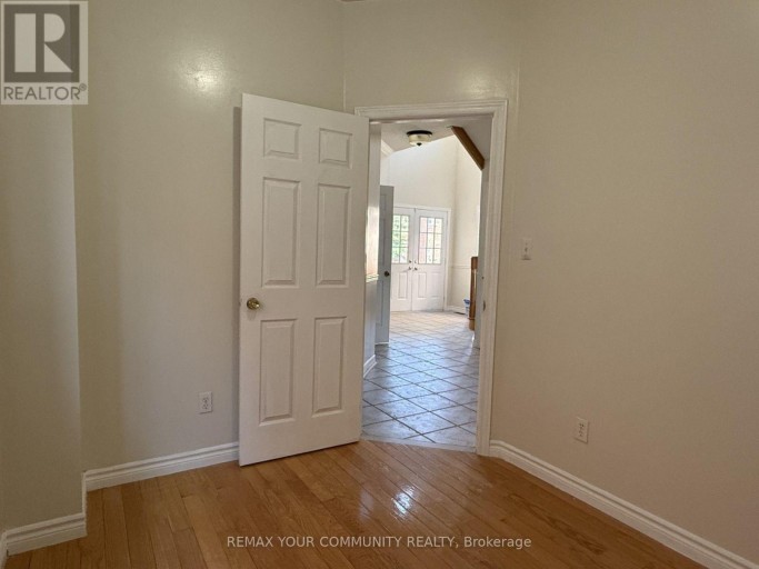 9 - 530 DRIFTCURRENT DRIVE, Mississauga (Hurontario), Ontario, L4Z4G2