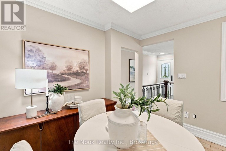 257 WILSON ROAD S, Oshawa (Donevan), Ontario, L1H6C4
