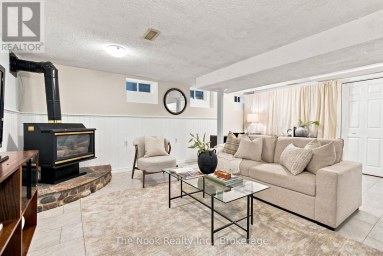 257 WILSON ROAD S Oshawa (Donevan) Ontario photo 28