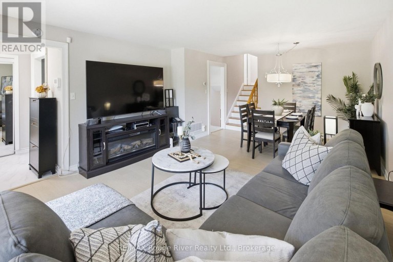 86 SHOREDALE DRIVE, Toronto (Woburn), Ontario, M1G3S9