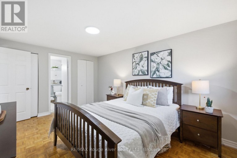 86 SHOREDALE DRIVE, Toronto (Woburn), Ontario, M1G3S9