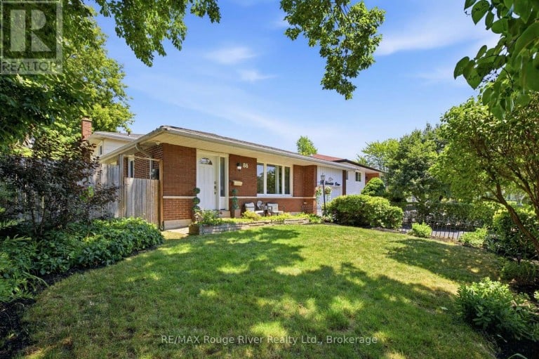 86 SHOREDALE DRIVE, Toronto (Woburn), Ontario, M1G3S9
