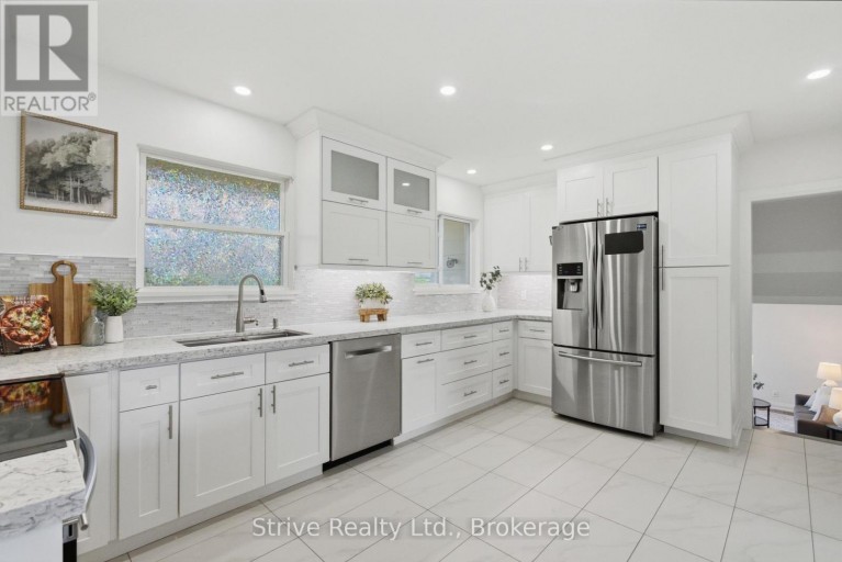 779 BESSBOROUGH DRIVE, Oshawa (Centennial), Ontario, L1G4H4