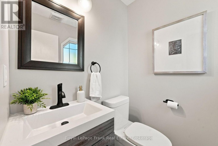92 TREMOUNT STREET, Whitby (Brooklin), Ontario, L1M1G2